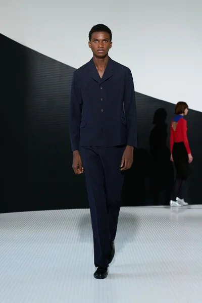 Look 4